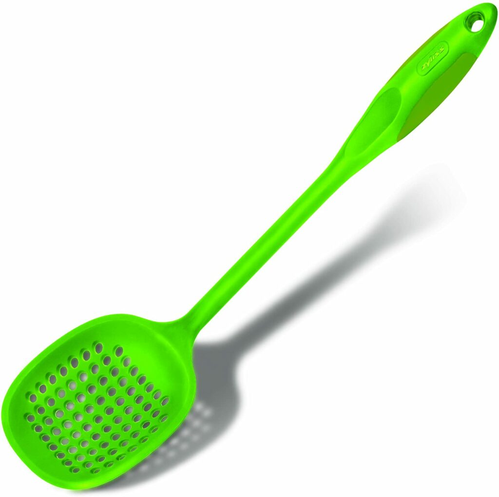 Cuchara colador verde de 40 cm