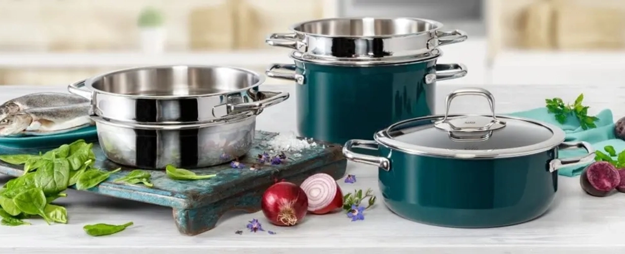 Batería de cocina SILIT Compact Petrol apilable de 4 piezas en silargan