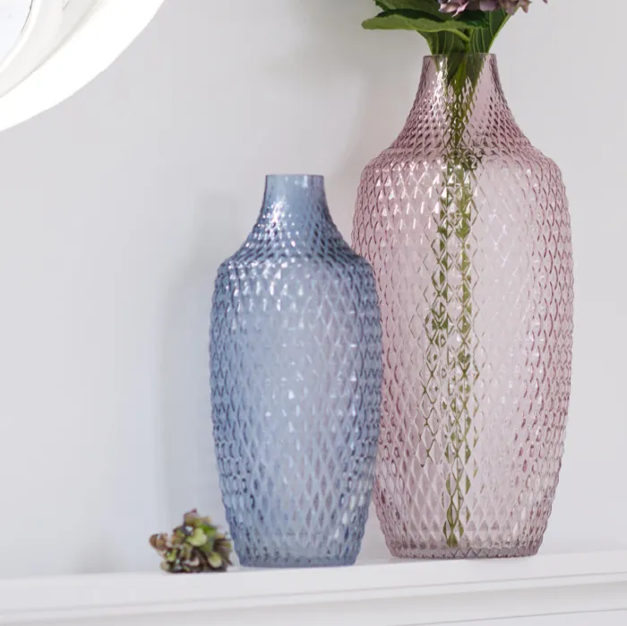 Elegantes floreros Leonardo para decoración contemporánea de interiores