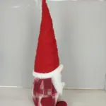 Figura de gnomo de 26 x17 x55 cm en rojo y blanco